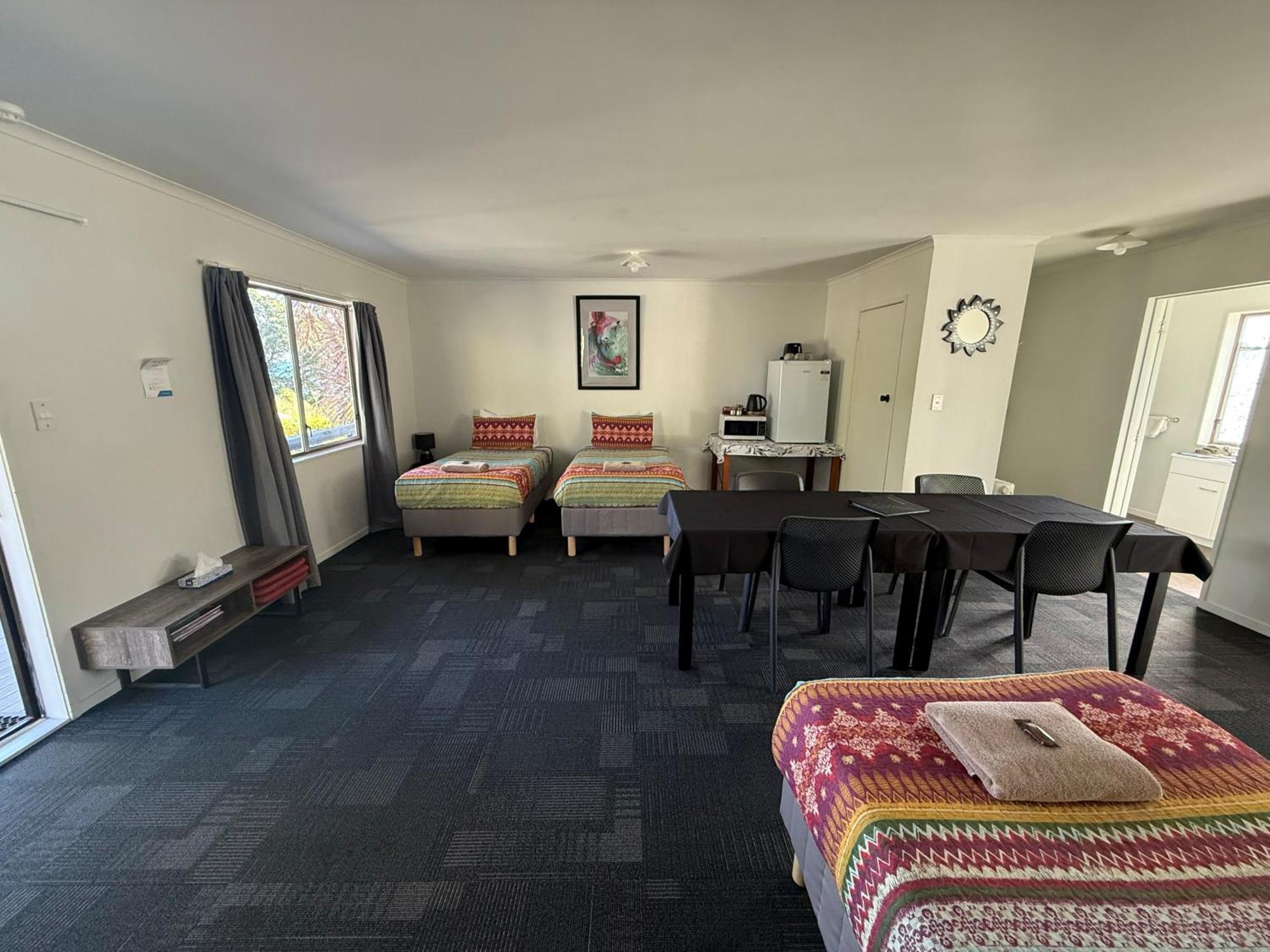 Hotel Lottin Point