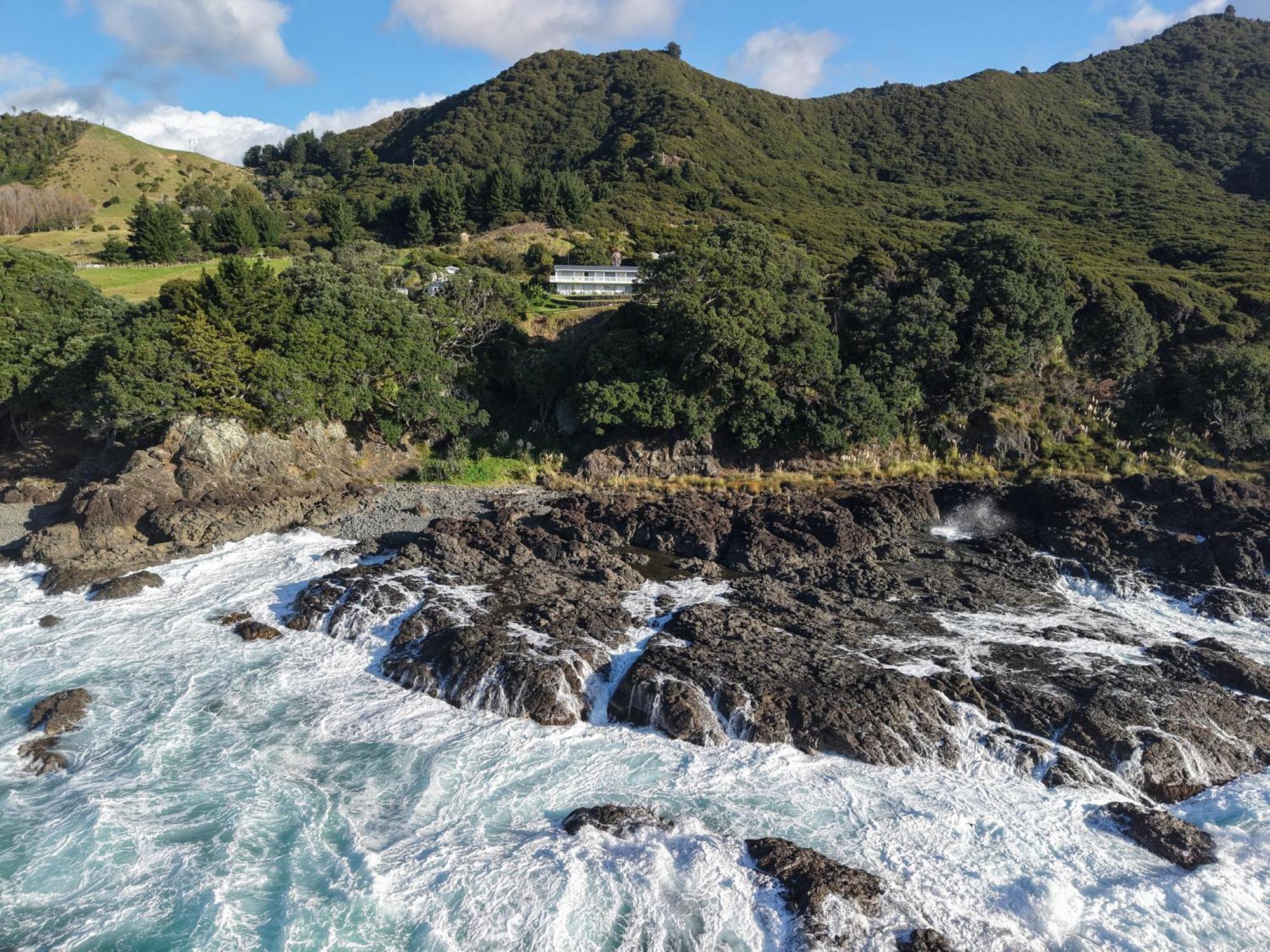 Lottin Point Hotel Cape Runaway